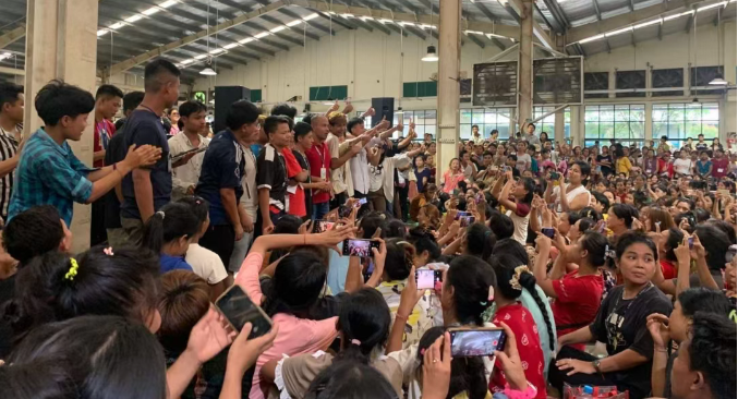 知名鞋廠悄然搬走了！6000人鞋廠與工人達成加薪協議！